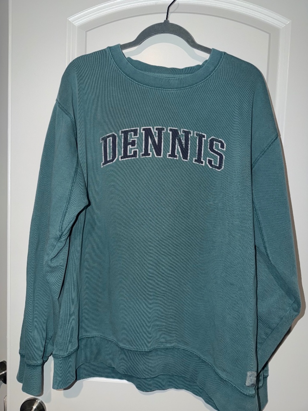 Cuffy's Mens Cape Cod, Town of Dennis, Crew Neck Ocean Wash Sweatshirt, Size L